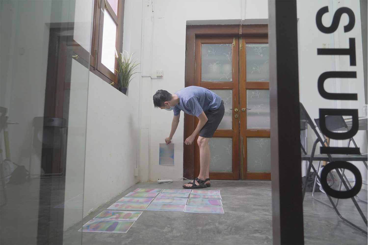 Chang Ming working on "Chromatic"