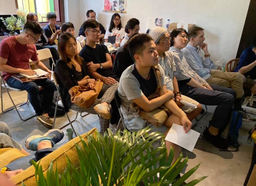 Audiences with Alfonse Chiu presenting at the Singapore International Film Festival Lounge at Objectifs in Dec 2019. Image courtesy of SINdie