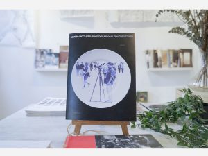 Living Pictures - Photography in Southeast Asia Edited by Charmaine Toh