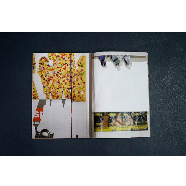 space (Reprinted - White sheep) by Sesame Space - Image 3