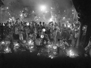 Time and Tide by Foo Tee Jun - Chinese devotees offer prayers on Chap Go Mei, c. 1960s