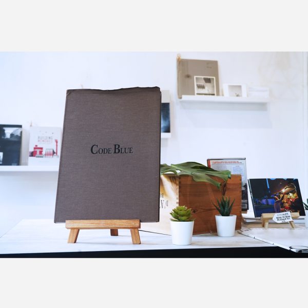 CODE BLUE from Shashasha books