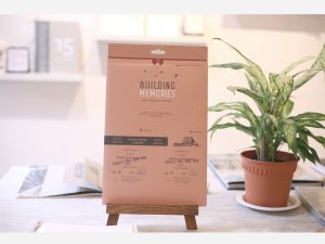 NATIONAL THEATRE POP UP KIT