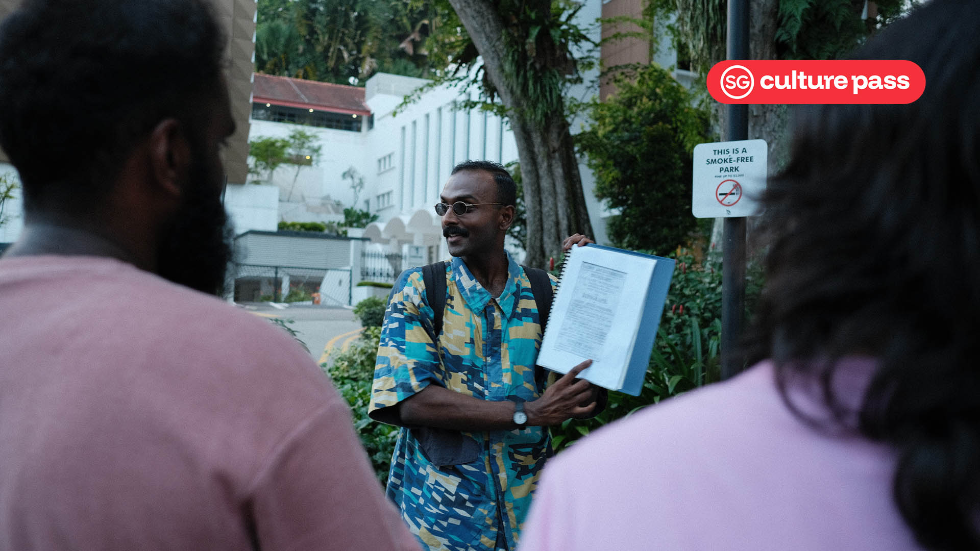 Walking and Watching - A Film Stroll